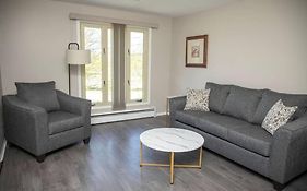 Tranquil Retreats On Robinson